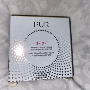 Pur 4-in-1 Pressed Mineral Powder